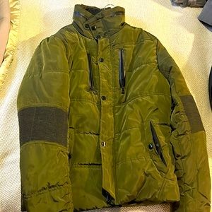 Great condition green olive winter man jacket